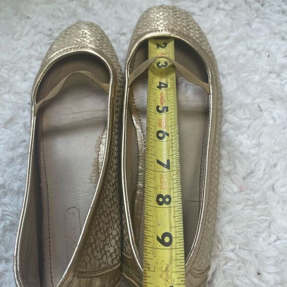 Coach Valari logo leather gold ballerina flats SZ8.5. - Picture 10 of 11